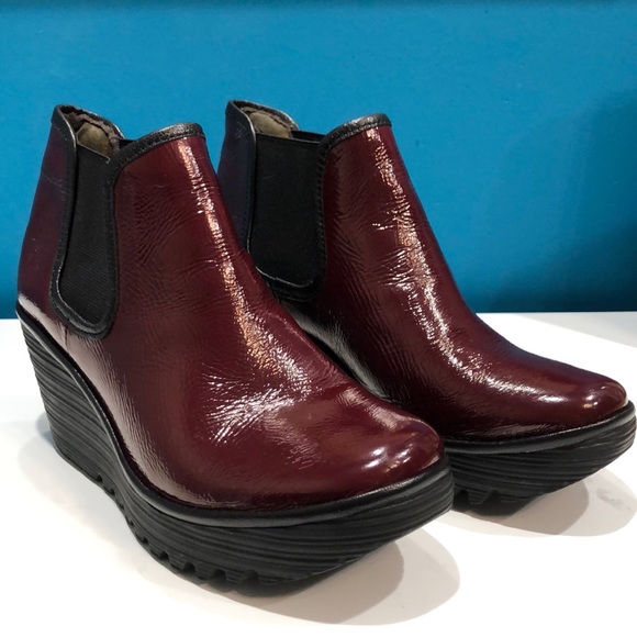 Fly London Shoes - Fly London ChelseaAnkle Boot Wedge-YAT